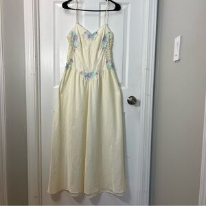 Oscar de la Renta for Swirl Vintage 80’ Ivory Floral EmbroideredNightgown Small